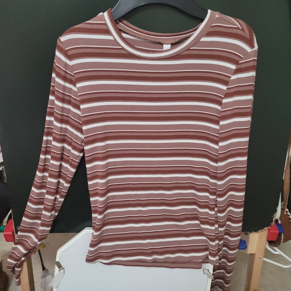 cute stripped size M shirt